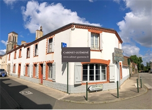 maison à la vente -   44116  VIEILLEVIGNE, surface 242 m2 vente maison - GUE029064